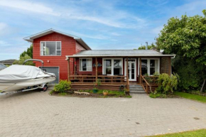 Hilltop Getaway, Taupo